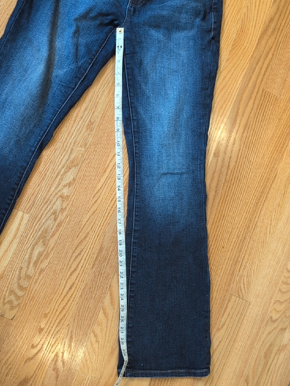 Lila Ryan Women's Flare/Bootcut Jeans. Size 28 - Picture 6 of 8